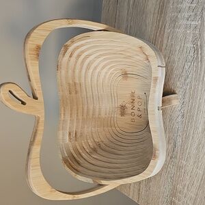 Bonnie & Pop Wooden Apple Collapsible Basket Or Trivet